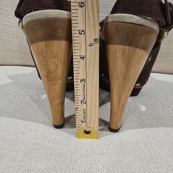 NWOB Kors Womens Studded Slingback Clogs In Chocolate Brown Suede SZ 8M Sandals - Picture 7 of 11